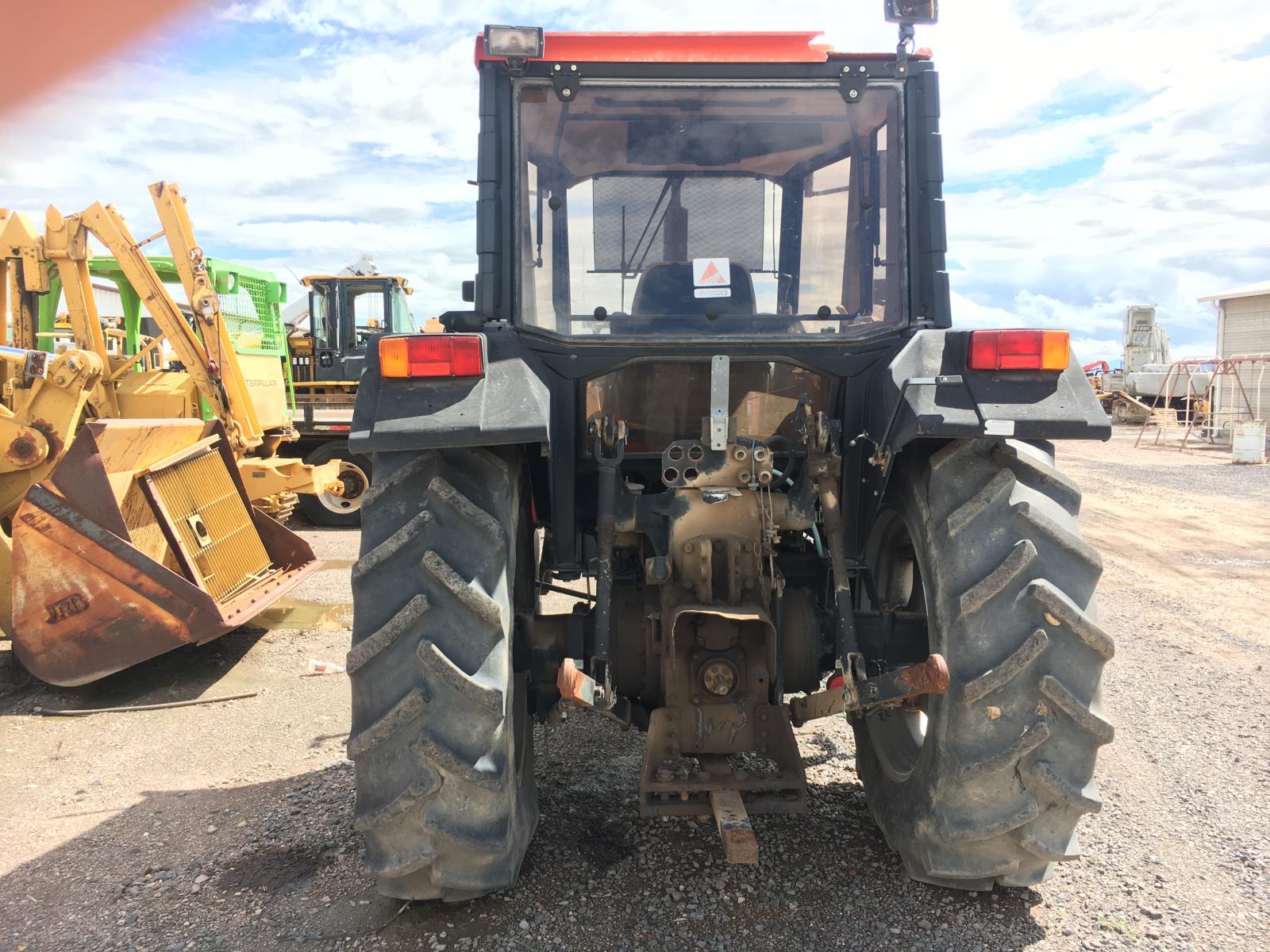 ./imagenes/INVOICE/2019/15399/TRACTOR AGCO_7600 (26).JPG